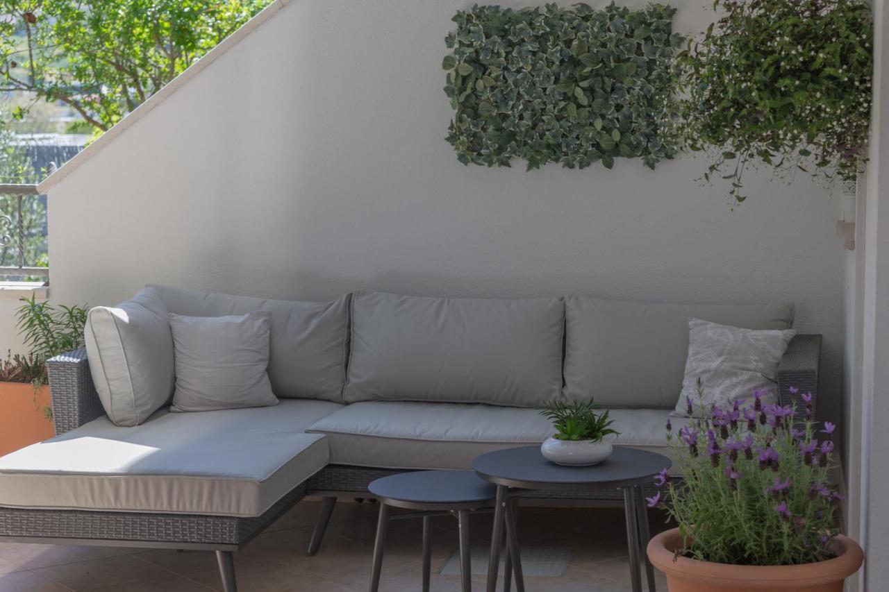 Mamma Mia Apartments-City Center Hvar Town Bagian luar foto