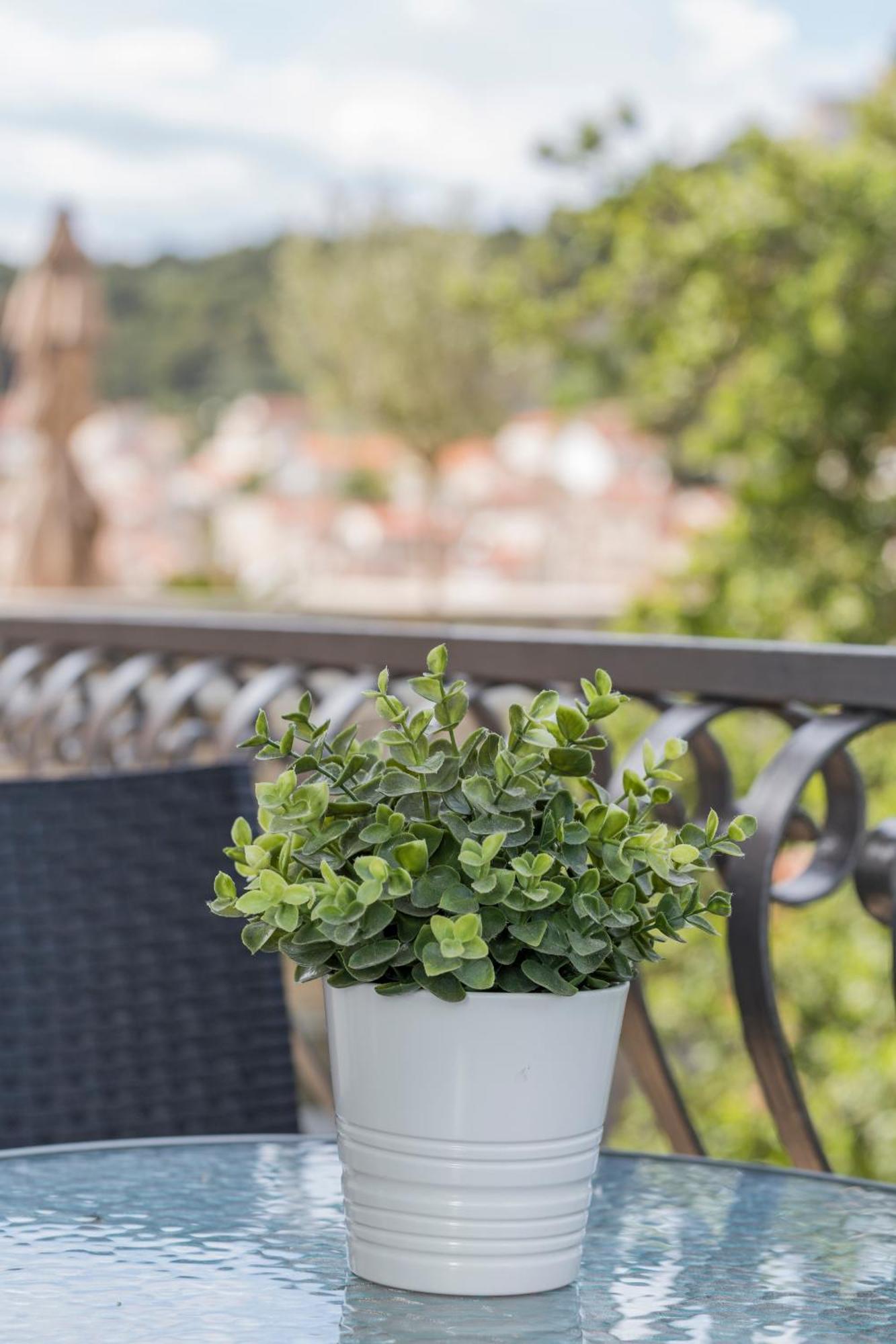 Mamma Mia Apartments-City Center Hvar Town Bagian luar foto