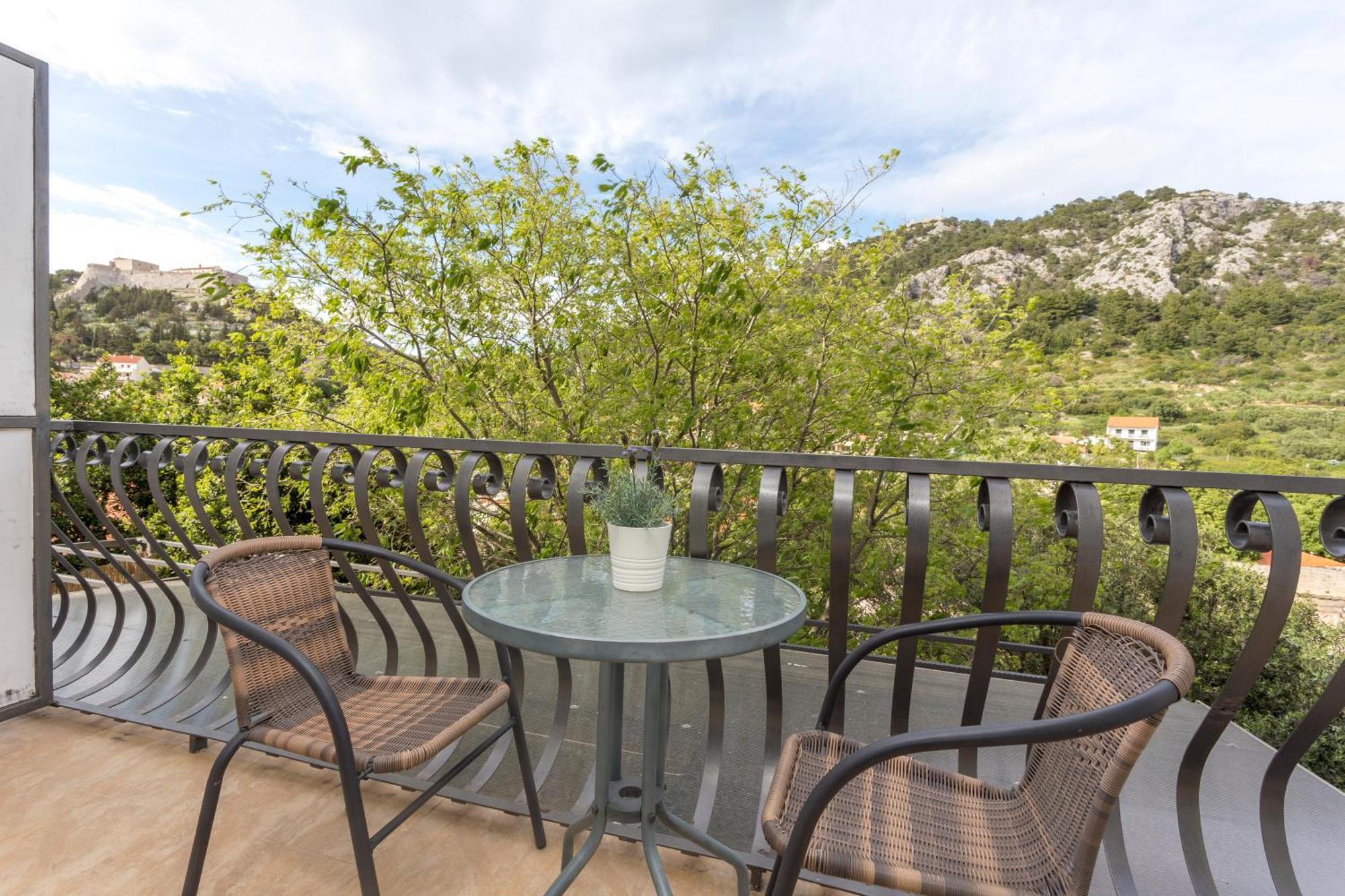 Mamma Mia Apartments-City Center Hvar Town Bagian luar foto